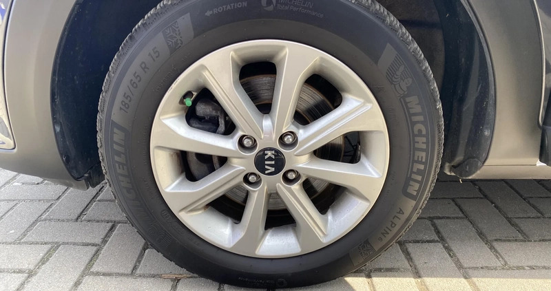 Kia Stonic cena 61900 przebieg: 66230, rok produkcji 2017 z Łańcut małe 232